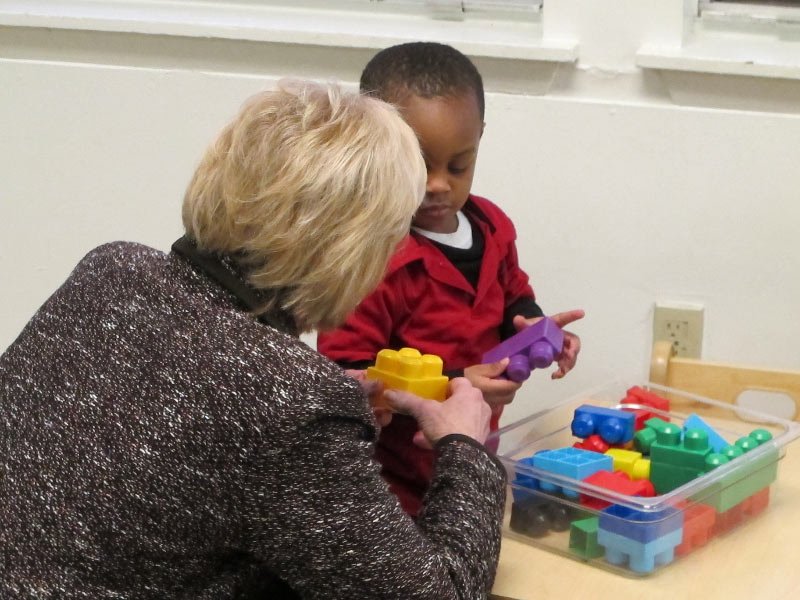 Governor-Perdue-visits-preschool-Classroom-5